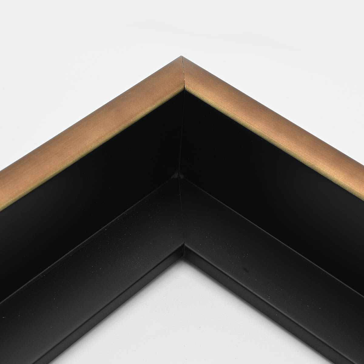 picture Frame 301-90 GOLD PICTURE FRAME 