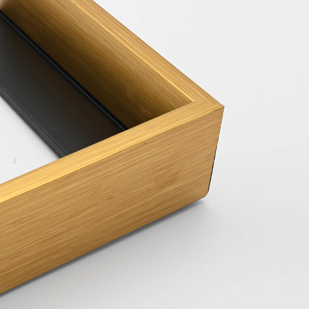 picture Frame 317-30 GOLD FLOATING FRAME 