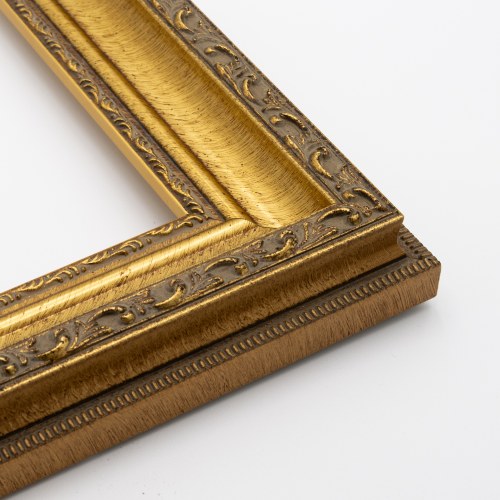 24-260 GOLD ORNATE FRAME