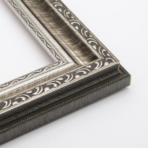 24-263 SILVER ORNATE FRAME