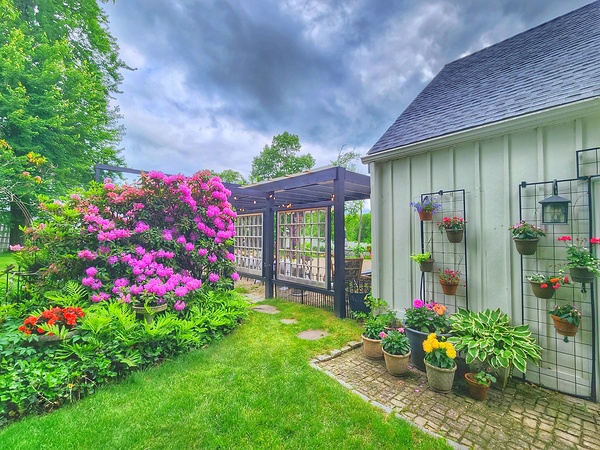 04Apr CT River Valley Inn Print