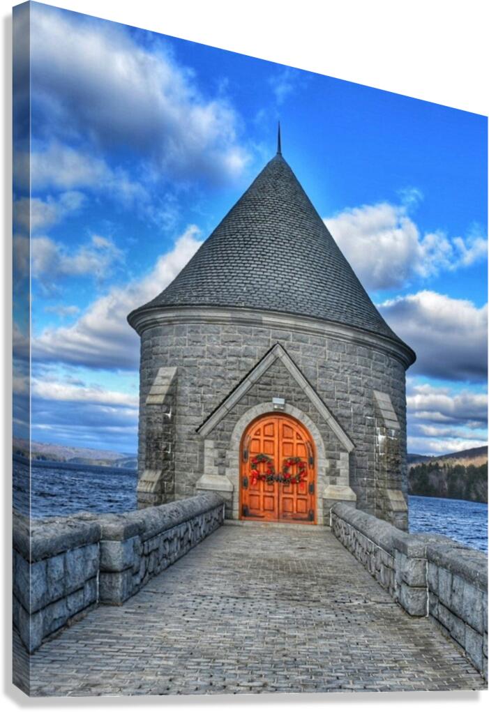 16 Holidays at Saville Dam Canvas Print