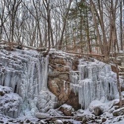 G10 Blackedge Falls Frozen Over