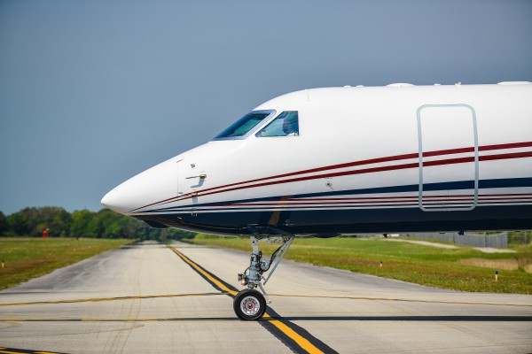 Gulfstream 3350 by Rob Clements