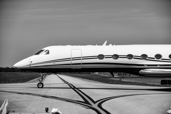 Gulfstream 3352 by Rob Clements