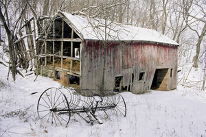 Winter Barn 29