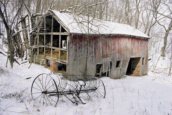 Winter Barn 29 Print