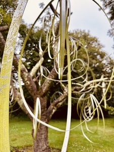 Tree sculpture