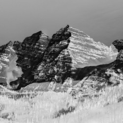 The Maroon Bells in Colorados Rocky Mountains USA