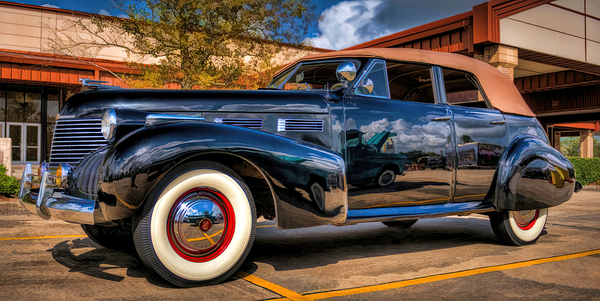 1940 CADILLAC by Digicam
