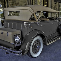 32 DUESENBERG