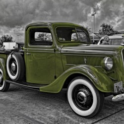 1937 FORD STEPSIDE V 8