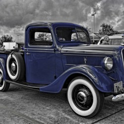 1937 FORD STEPSIDE V 8