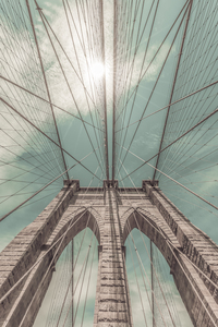 NEW YORK CITY Brooklyn Bridge in Detail | urban vintage style