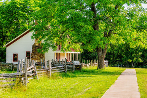 Walkway To Elkhorn Tavern
