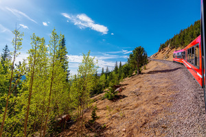 Coming Around The Mountain