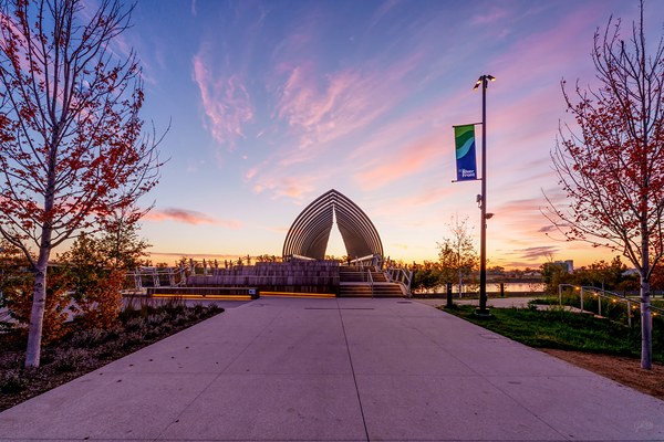 Pink Sunrise At Farnam Pier Print