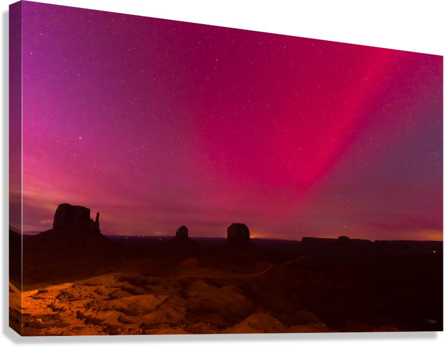 Monument Valley Northern Lights Canvas Print