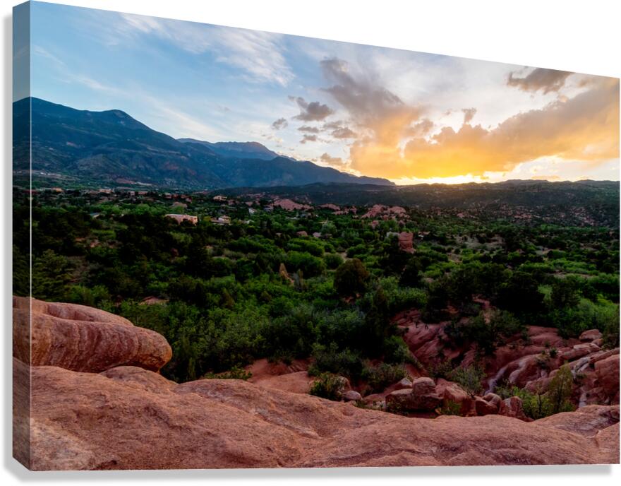Golden Sunset By Pikes Peak Canvas Print