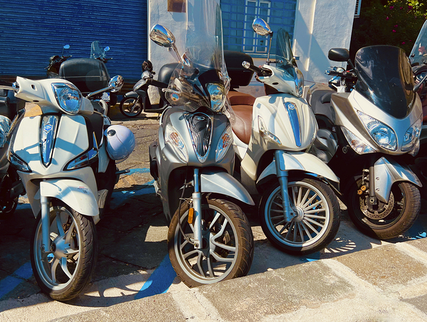 Vespas Print