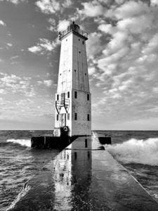 Frankfort Lighthouse 03