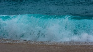 Pounding Wave