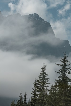 Peak Breaking through
