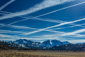 Mammoth Contrails
