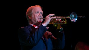 Lee Loughnane