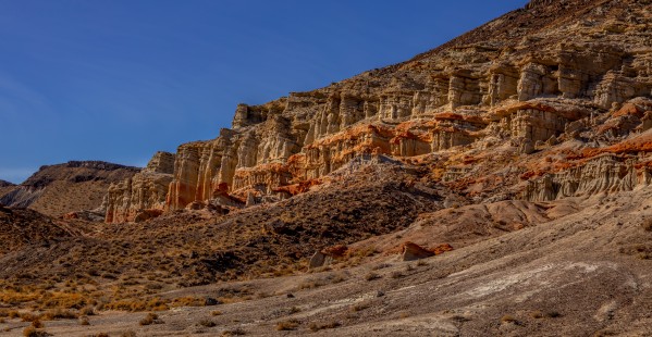 Red Rock Canyon Cliff - Wide by Nicholas