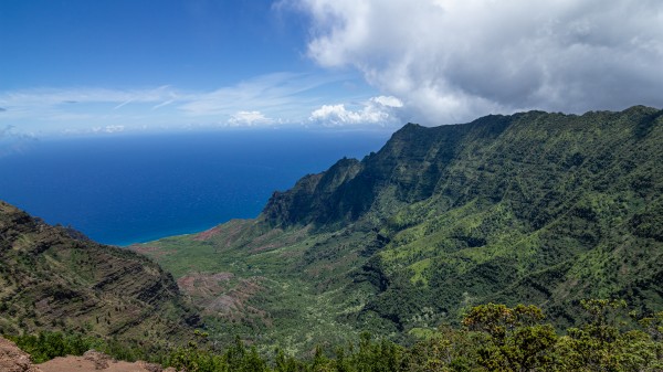 Kalalau Valley by Nicholas