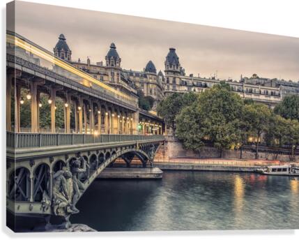 Bir-Hakeim Canvas Print