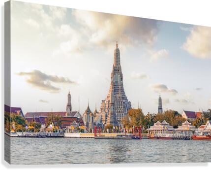  Wat Arun Canvas Print