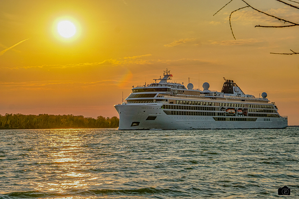 Le Viking au crepuscule Print