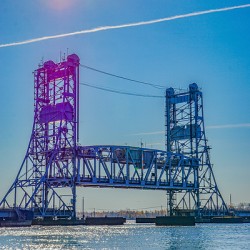Le Pont Larocque en action