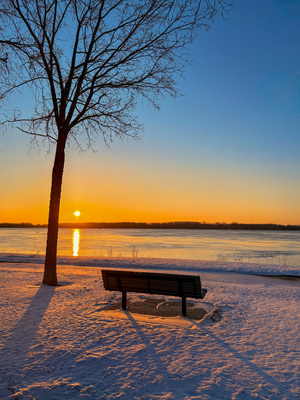 Lonely sunrise by Genevieve Gagnon