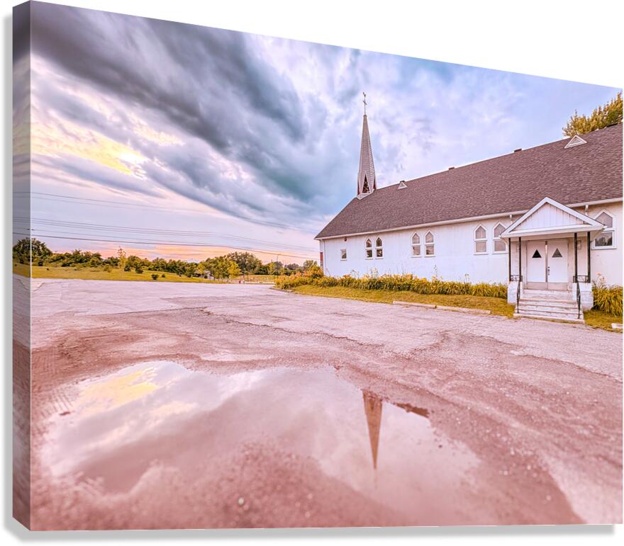 Before the storm Canvas Print