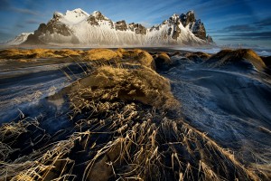 Dunes and sea interact