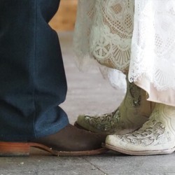 Country Bride And Groom