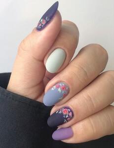 Nails by Chaya Shurkin