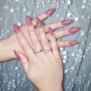 Chaya nails