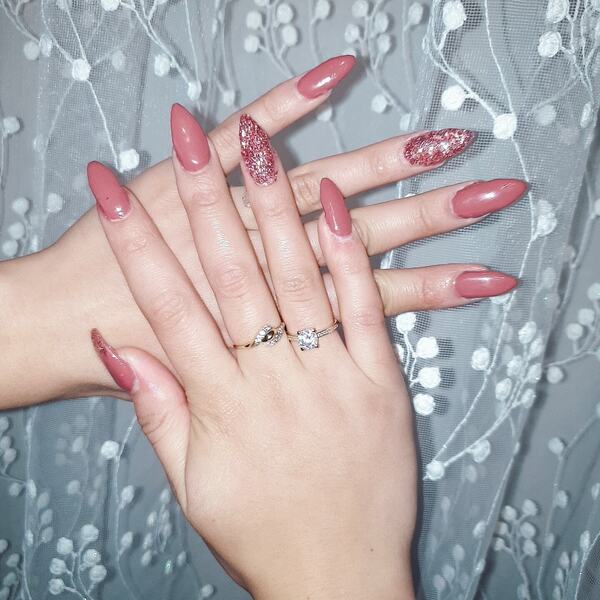 Chaya nails by Chaya Shurkin