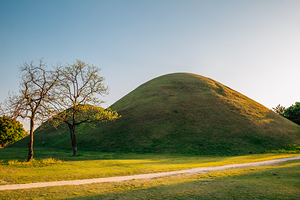 Daereungwon ancient tomb