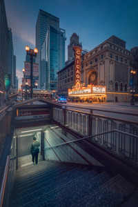 Chicago Theatre at Dusk | Urban Scene