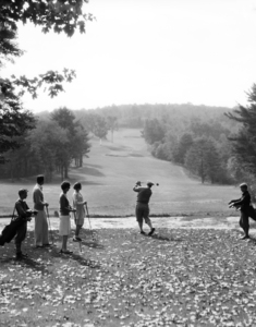 1920s GOLFERS TEEING OFF AT THE COUNTRY CLUB MA 187362