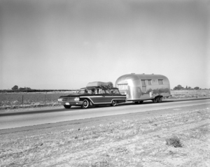 1970s FAMILY STATION WAGON CAMPING TRAILER ON RD 194344