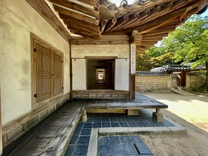 Hanok Doorway