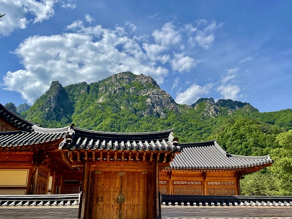 Seoraksan Temple Print