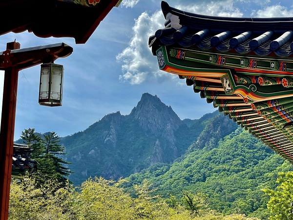 Seoraksan from the Temple Print