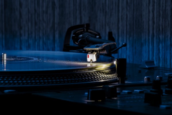 Turntable illuminated Print